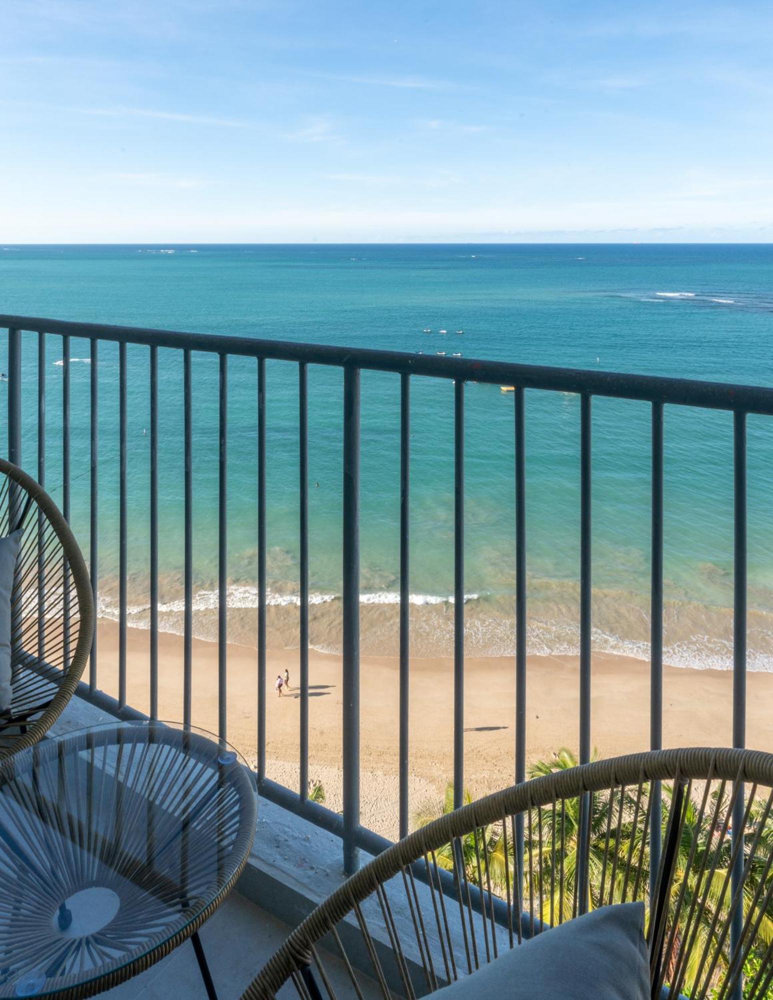 Ocean View Deluxe Suite: Pvt. Beach & Pool ซานฮวน ภายนอก รูปภาพ