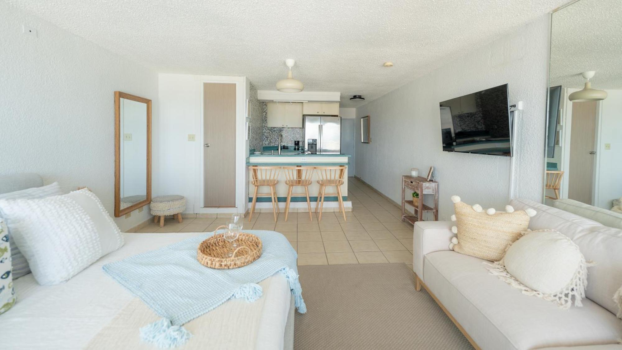 Ocean View Deluxe Suite: Pvt. Beach & Pool ซานฮวน ภายนอก รูปภาพ
