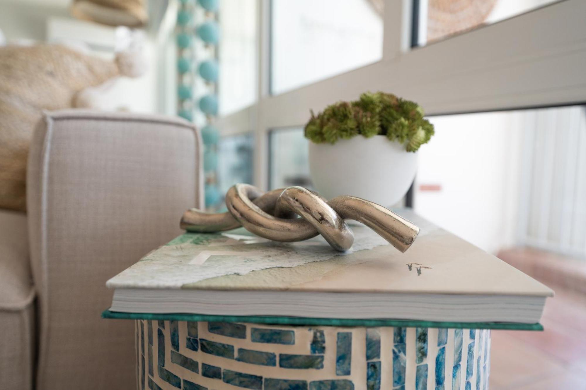Ocean View Deluxe Suite: Pvt. Beach & Pool ซานฮวน ภายนอก รูปภาพ