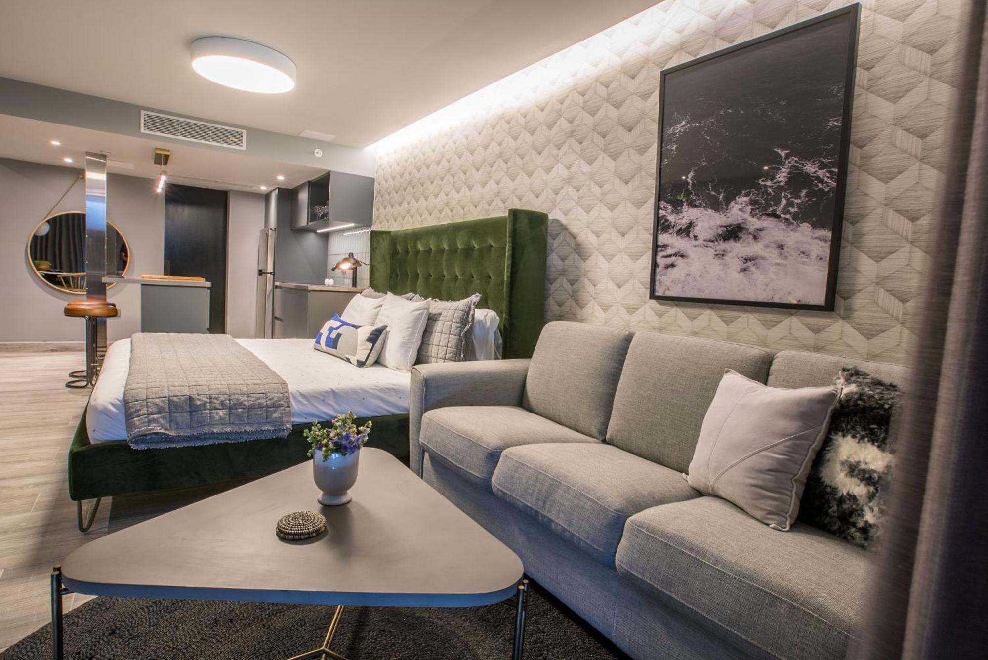 Ocean View Deluxe Suite: Pvt. Beach & Pool ซานฮวน ภายนอก รูปภาพ