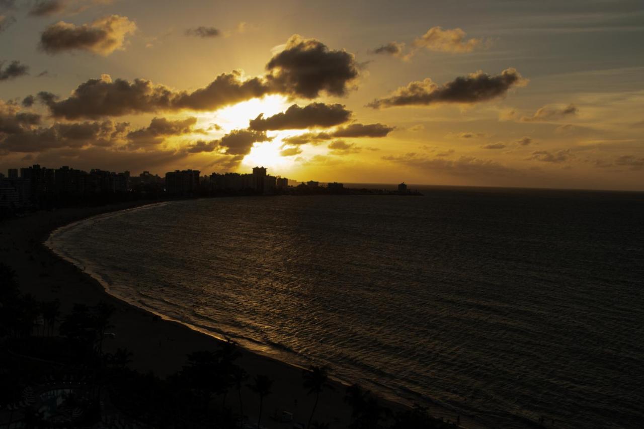 Ocean View Deluxe Suite: Pvt. Beach & Pool ซานฮวน ภายนอก รูปภาพ
